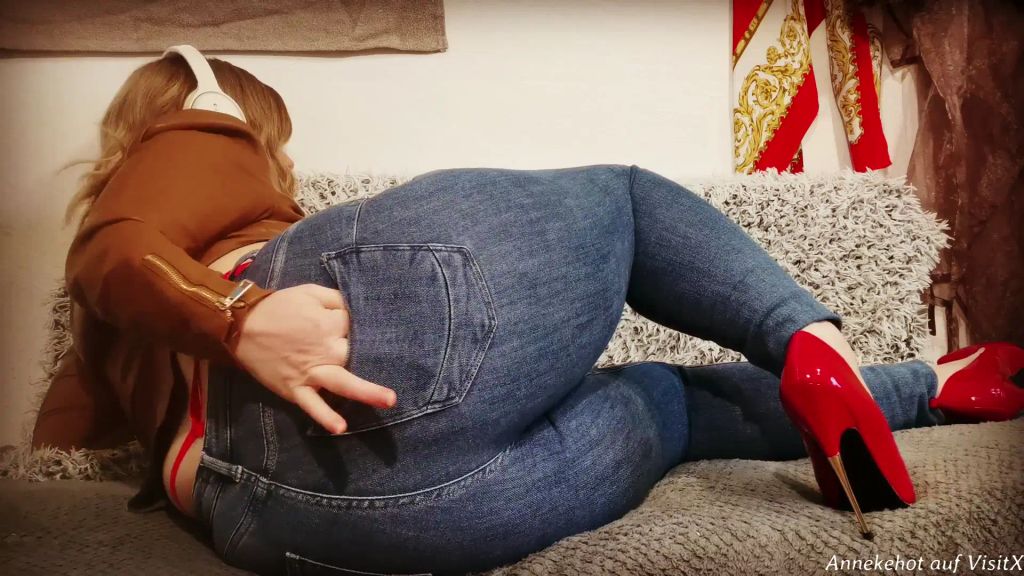 sexy foto nr. 7 von Du wichst - ich höre eine Audio