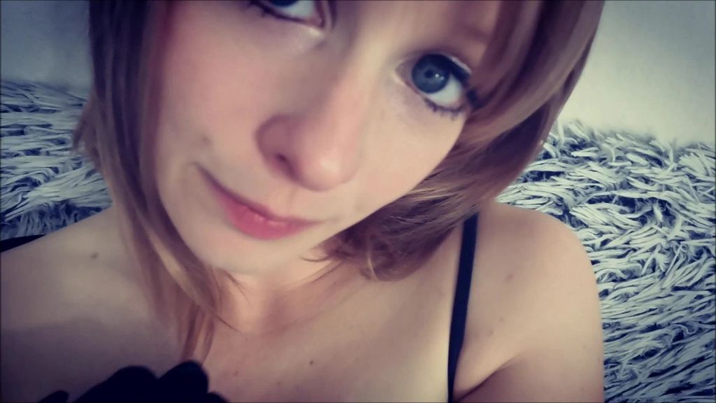 sexy foto nr. 4 von Ein ganz unnormales Video für Wichser Jan