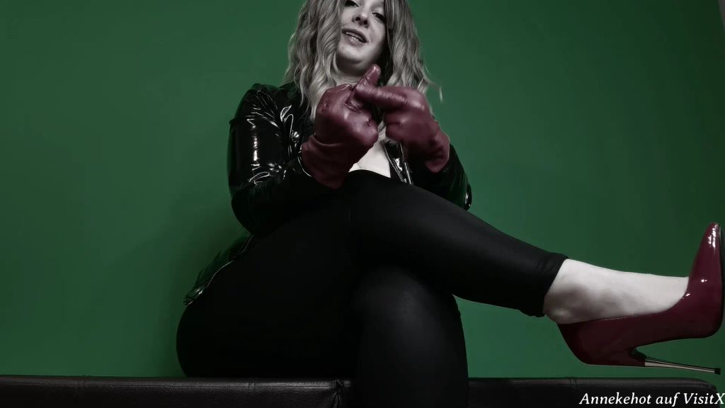 sexy foto nr. 2 von Das Mittelfinger Opfer