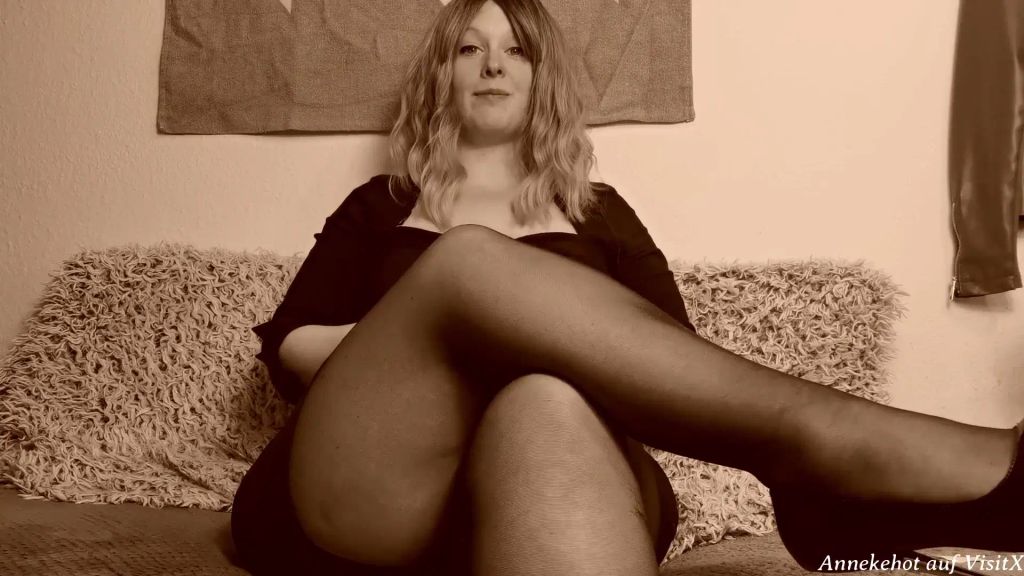 sexy foto nr. 1 von Keusch sein - Ein Spiel