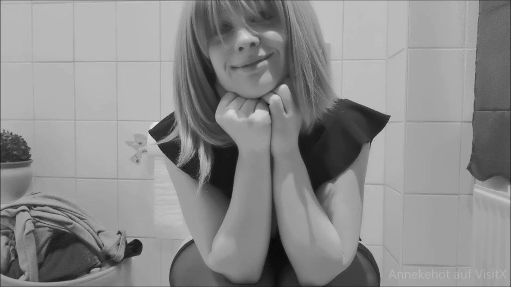 sexy foto nr. 3 von Toilettengang unter Beobachtung
