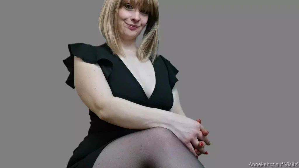 sexy foto nr. 10 von Stimme ab - Wer soll meine Aushilfe werden