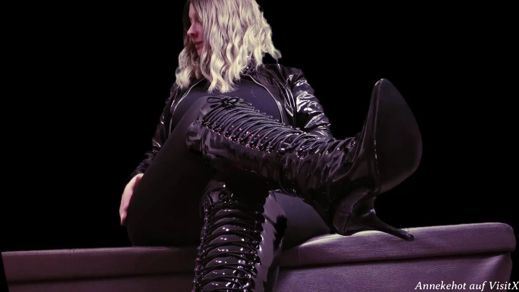 sexy foto nr. 1 von Wer einmal gelutscht hat entkommt nie mehr