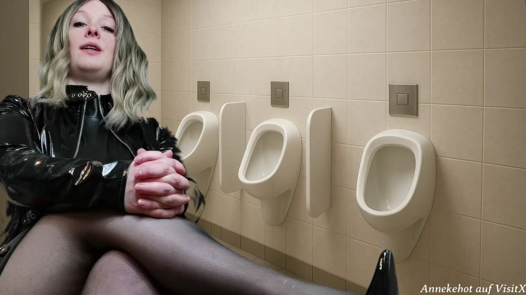 sexy foto nr. 1 von Stefan die Urinalschlampe