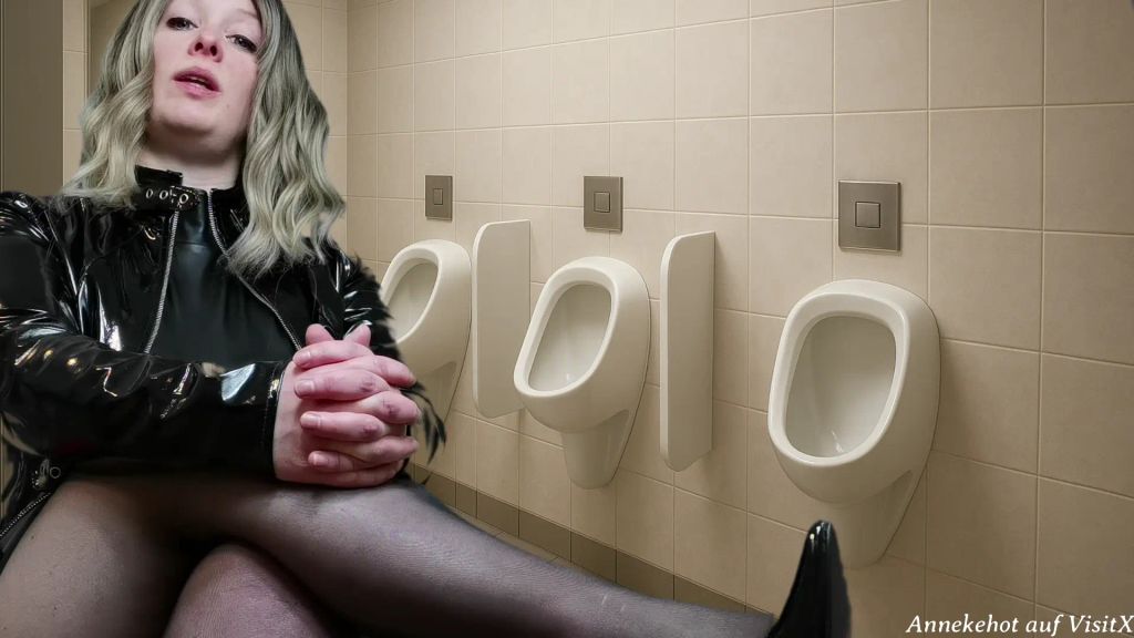 sexy foto nr. 2 von Stefan die Urinalschlampe