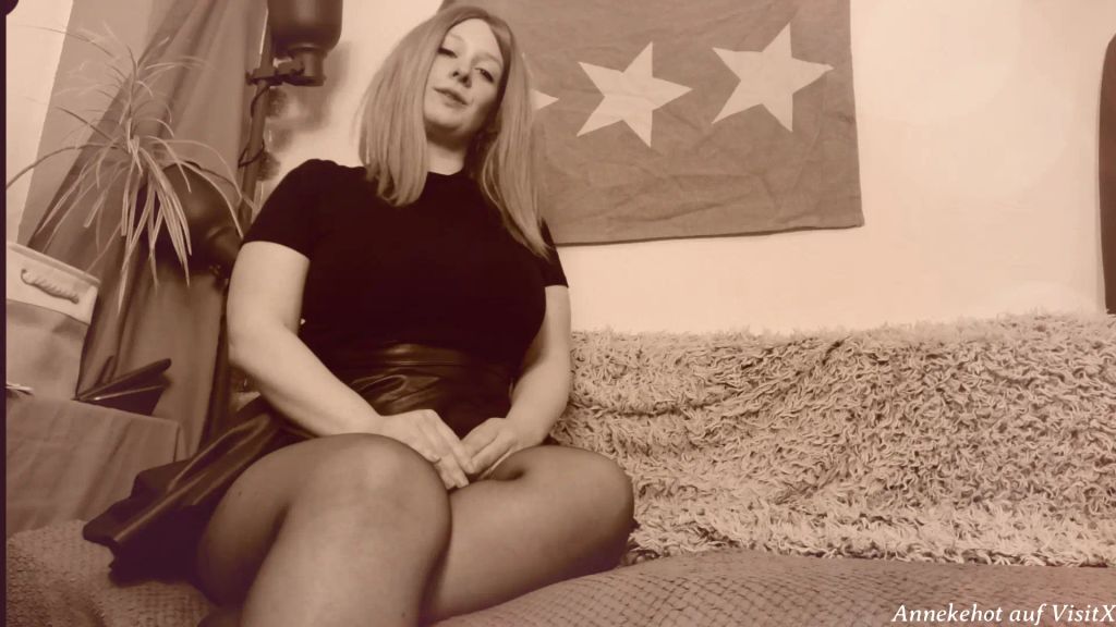 sexy foto nr. 2 von Deine Frau bei der Weihnachtsfeier