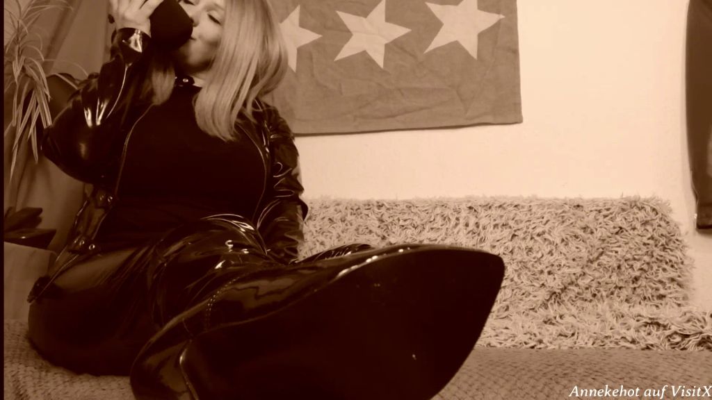 sexy foto nr. 2 von Ich weiß was du getan hast - geflüster