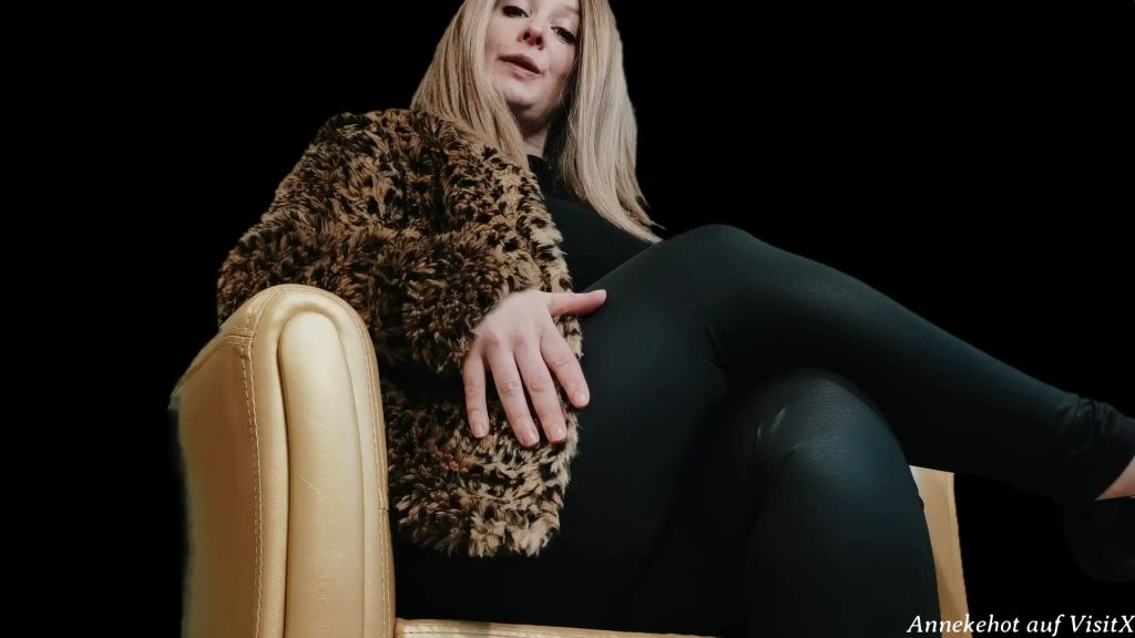 sexy foto nr. 2 von Deine Frau wird gefickt und Du darfst schmusen