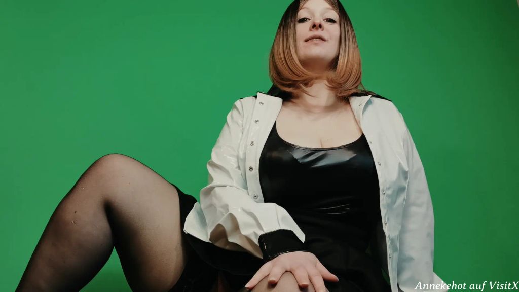 sexy foto nr. 2 von Nur wichsen dann ab in den KG