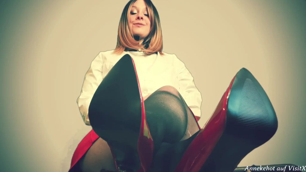 sexy foto nr. 1 von Penisvermessung entscheidet