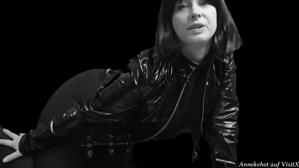 sexy foto nr. 1 von Du bist das letzte Glied in der Kette