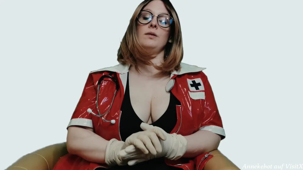 sexy foto nr. 1 von Frau Doktor untersucht Dich rektal