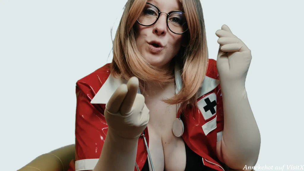 sexy foto nr. 7 von Frau Doktor untersucht Dich rektal