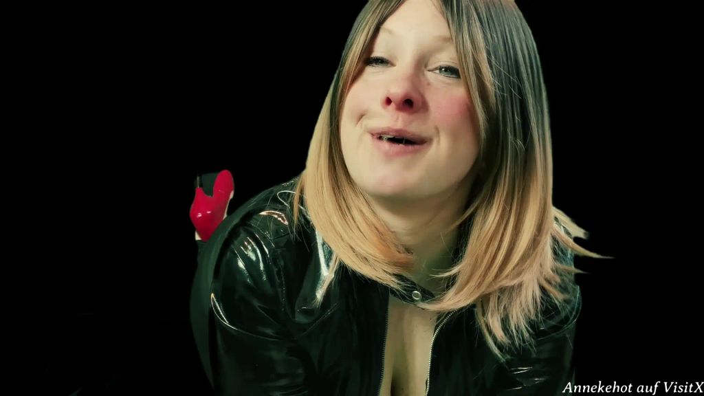 sexy foto nr. 8 von KG Träger muss sich anal penetrieren