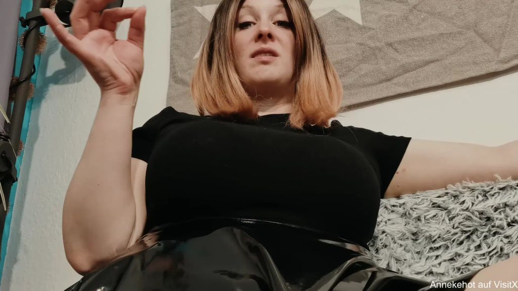 sexy foto nr. 4 von Du bist eine Wichshure