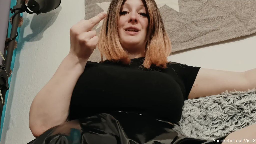 sexy foto nr. 10 von Du bist eine Wichshure