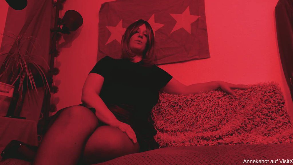 sexy foto nr. 10 von Wichsgeschichte - Deine Frau und Dein Kumpel