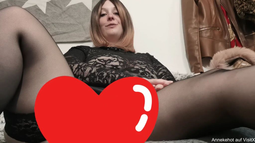 sexy foto nr. 1 von Keusch an der Weiblichkeit