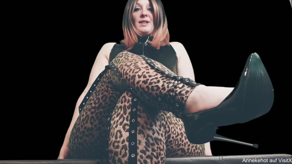 Vorschaubild 6 zum Video „Der Heteroscham hält Lucy ab“