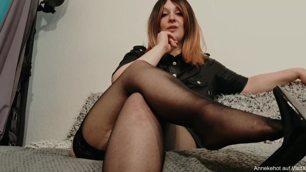 Vorschaubild zum Video „Ein gieriges Wichsschwein“ von annekehot