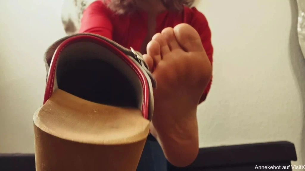 Meine Füße in Clogs