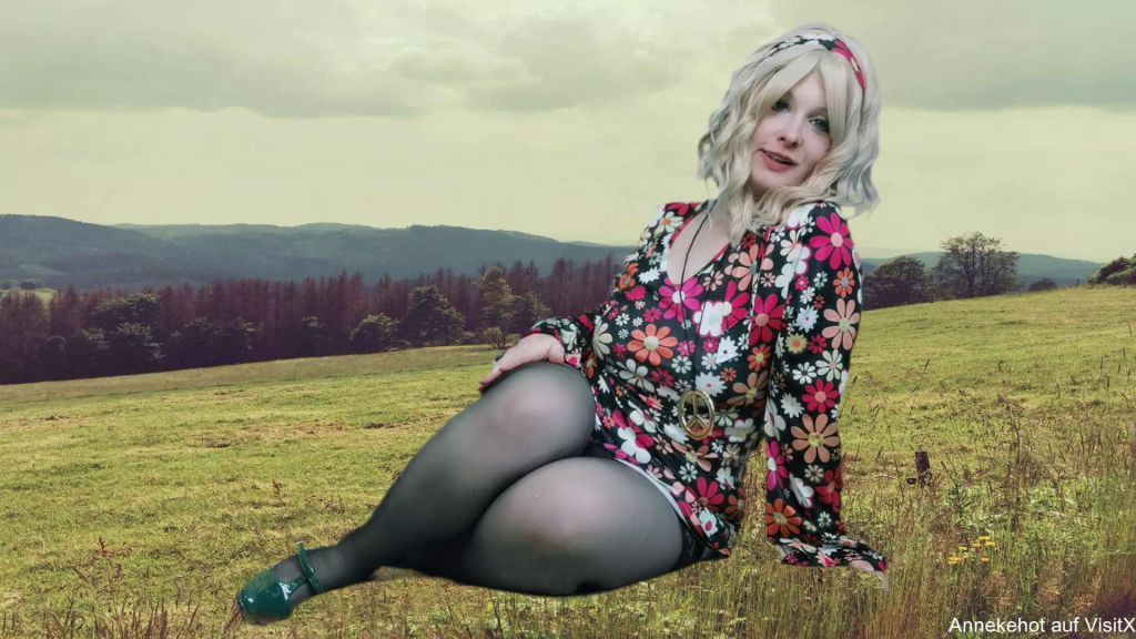 sexy foto nr. 1 von Moni die Neue zeigt Dir die Arschfotze