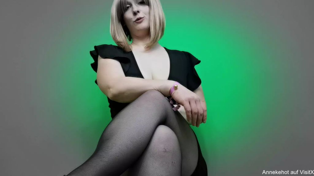 sexy foto nr. 9 von Naaa ist das Euter wieder reif