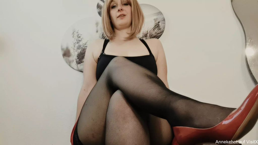 sexy foto nr. 9 von Sissy Fickanleitung mit viel Kopfkino