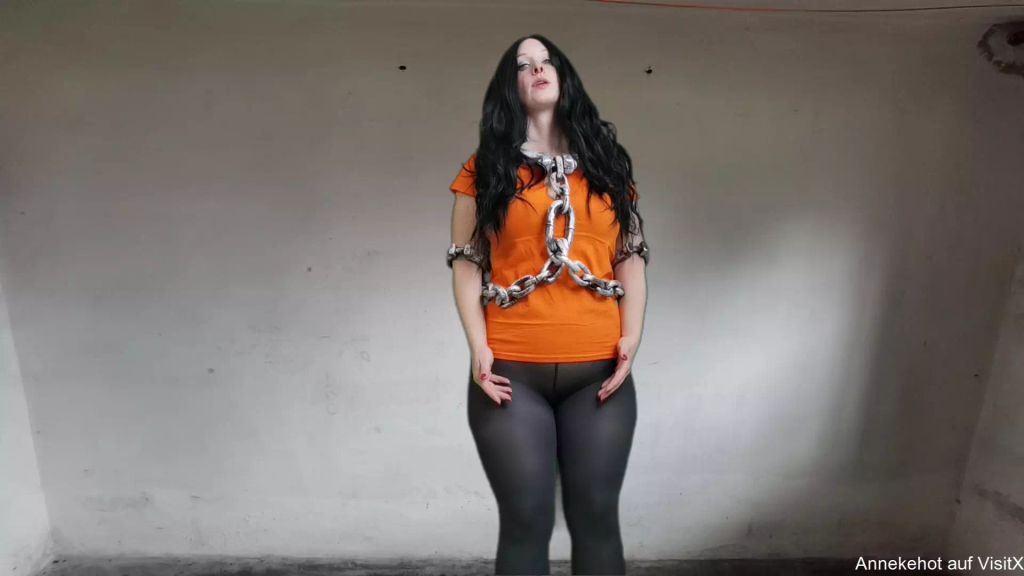 sexy foto nr. 4 von Die neue Fotze muss mal 1