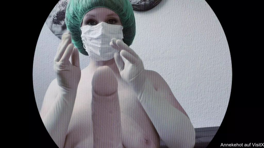 sexy foto nr. 8 von OP Schwester Lisa Wichst Dich