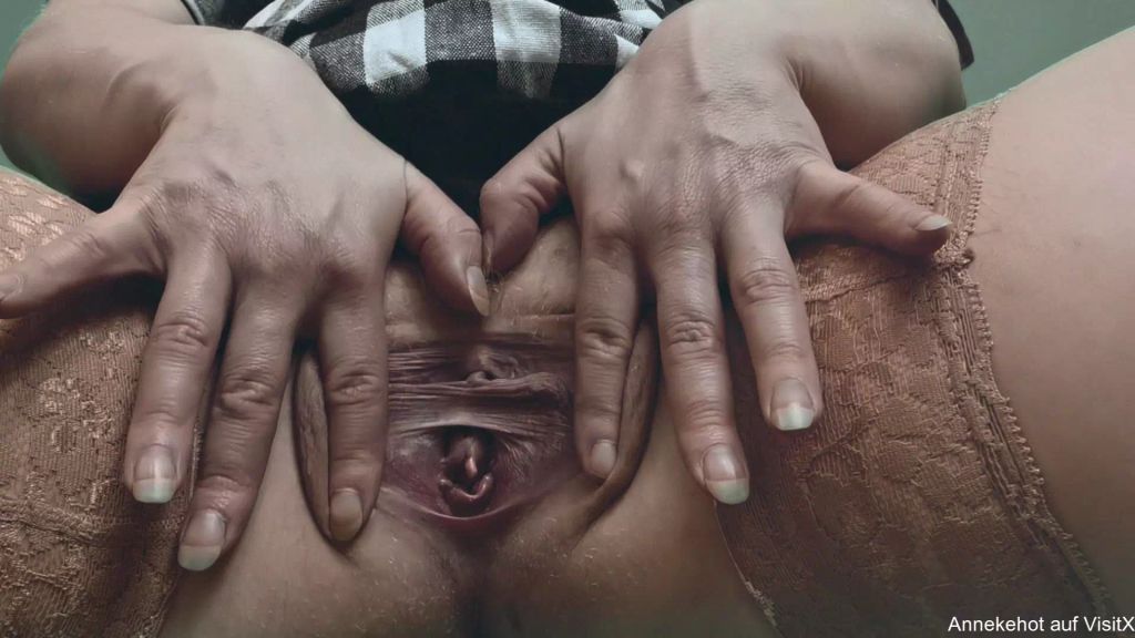 sexy foto nr. 9 von Im Hinterzimmer bei Frau Dr. zur Scheide