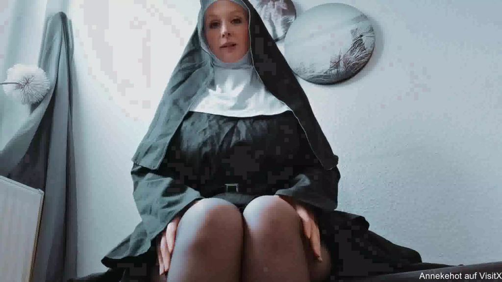 sexy foto nr. 4 von Wichsschwester Anneliese ruft zur Samenspende