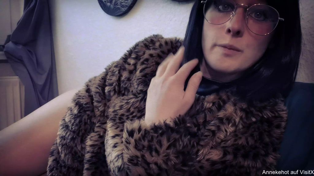sexy foto nr. 2 von Kira hat noch mehr gesehen