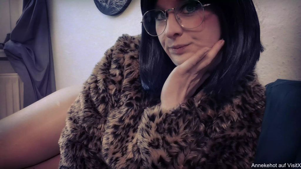 sexy foto nr. 4 von Kira hat noch mehr gesehen