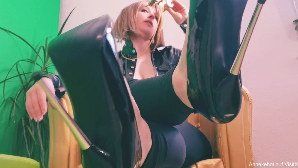 sexy foto nr. 4 von Der Vermieter in der Falle