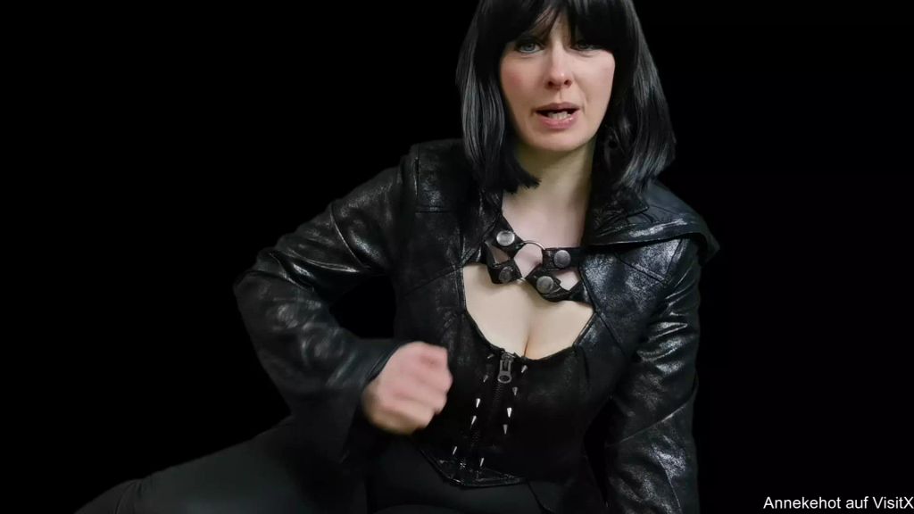 sexy foto nr. 4 von Lob und Härte - Schwanzwichsen bis zum Schlucken