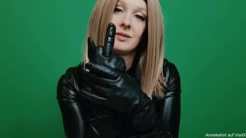 Die Lederhand fickt Dich