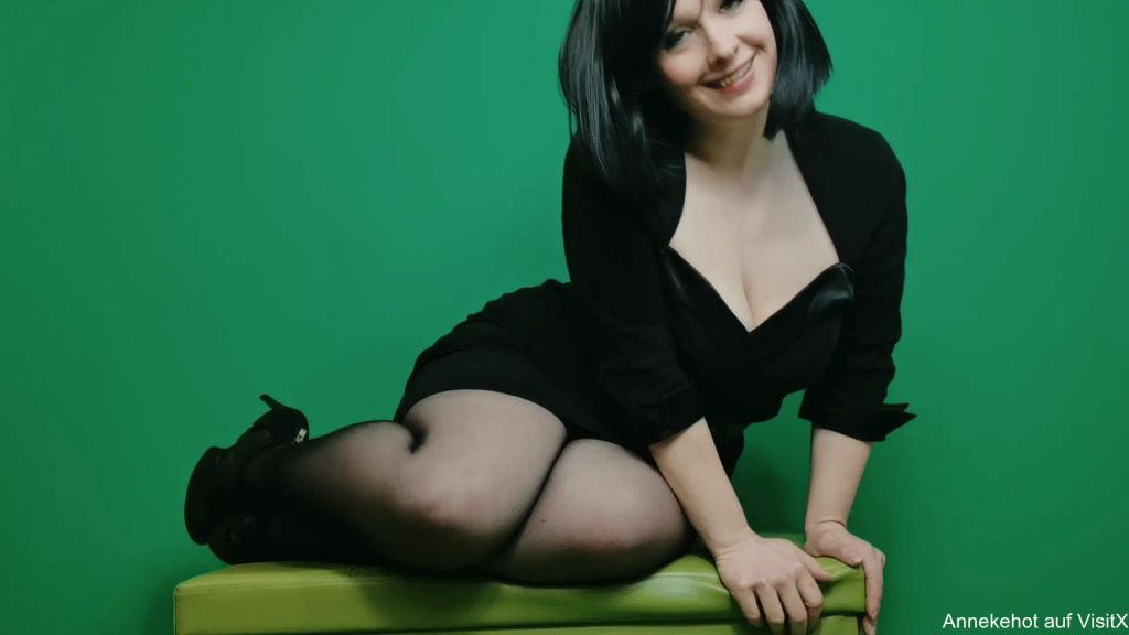 sexy foto nr. 3 von Wichsi Ralfs Wichskontrolle mit Kira