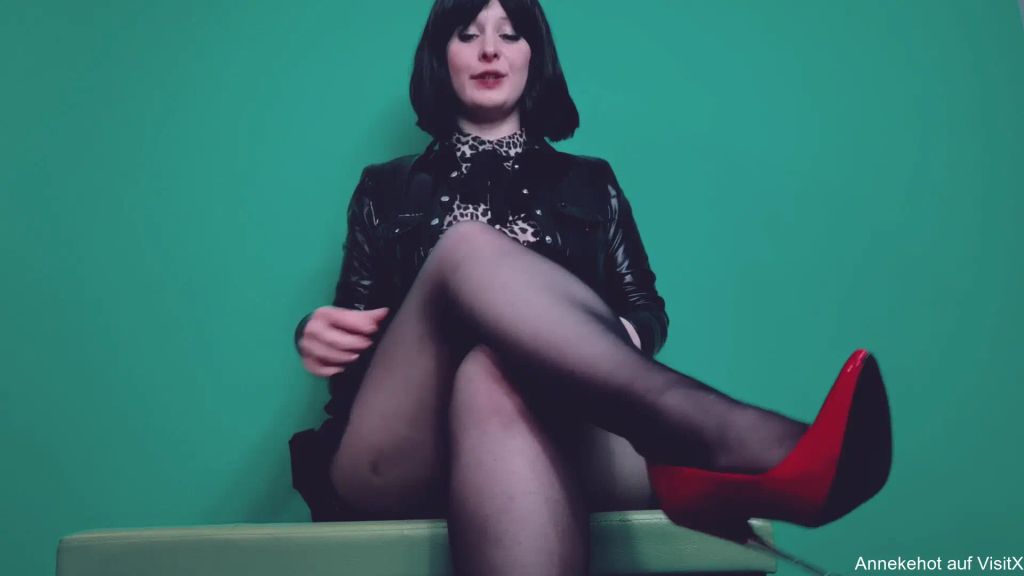 sexy foto nr. 1 von Komm nuckeln an Kiras Busen