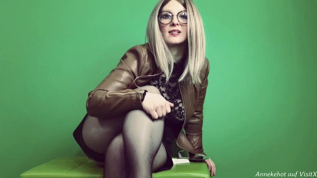 sexy foto nr. 10 von Mein Stiefbruder der Glotzer