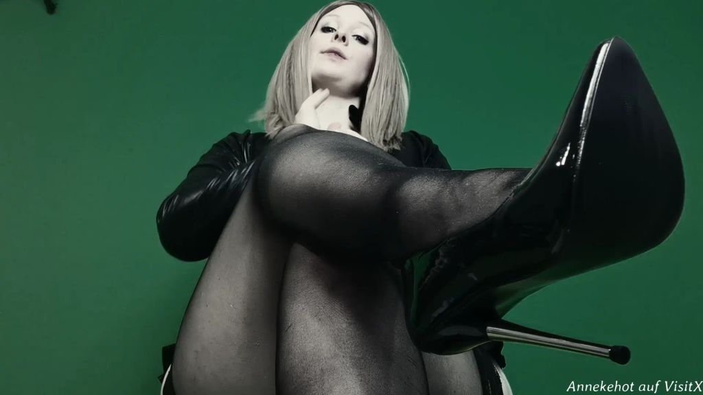 sexy foto nr. 2 von Vor Freunden - Wichsköter wird angewichst