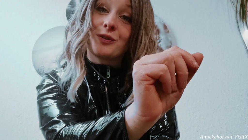 sexy foto nr. 1 von Ekelaufgabe - Du stehst drauf
