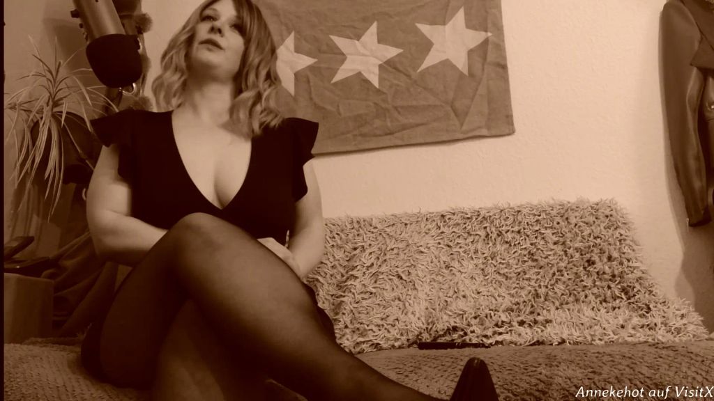 sexy foto nr. 2 von Bürokloschlampe - Erzählung