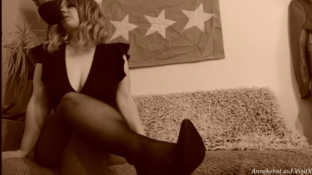 sexy foto nr. 8 von Bürokloschlampe - Erzählung