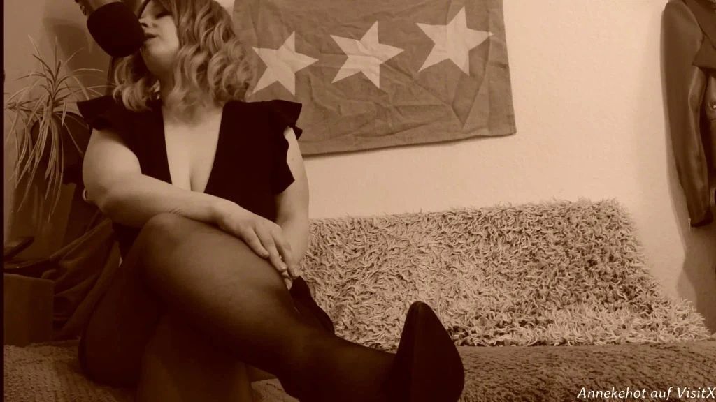 sexy foto nr. 9 von Bürokloschlampe - Erzählung