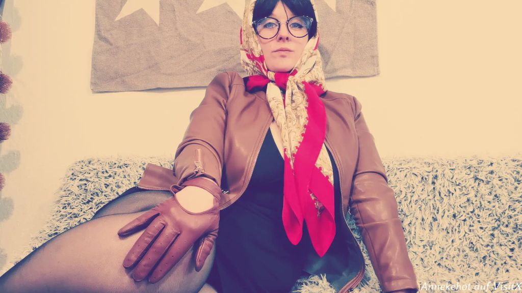 sexy foto nr. 4 von Untermieter darf schnüffeln