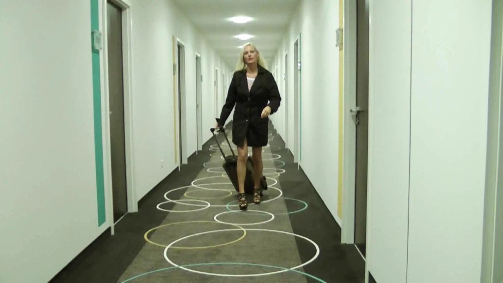 sexy foto nr. 1 von KRASS - Hotelzimmer vertauscht