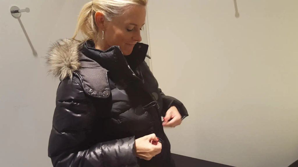sexy foto nr. 3 von Prickelndes Weihnachtsshopping