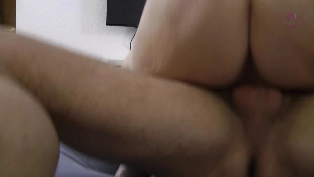 sexy foto nr. 10 von Die „Ehe-Hure“ – Arschfick inklusive!