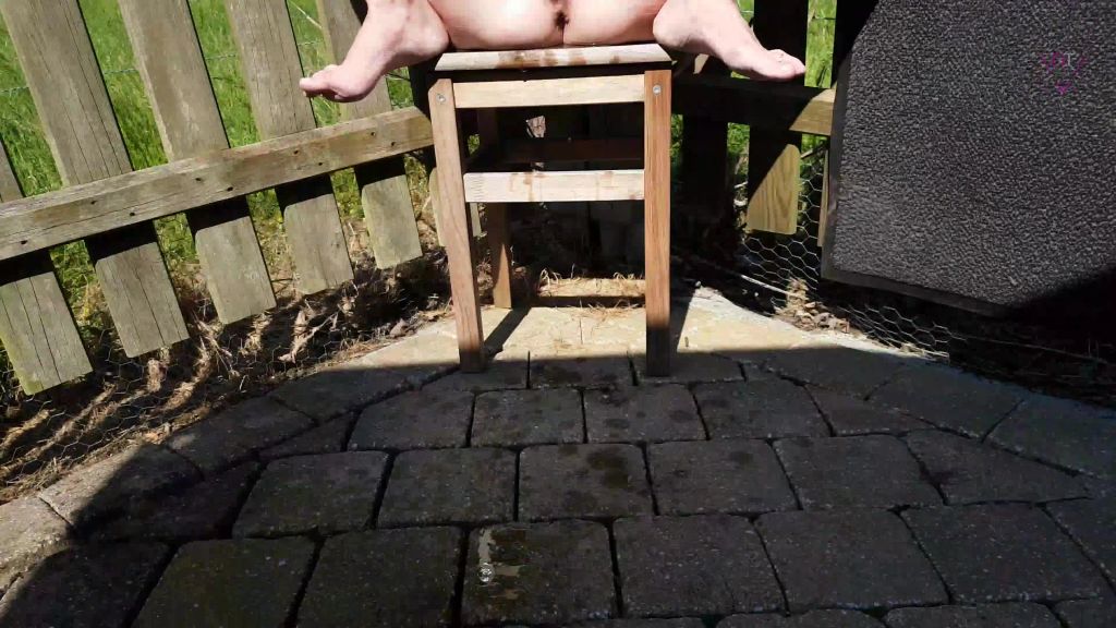 sexy foto nr. 4 von Geiles Outdoor Pissen